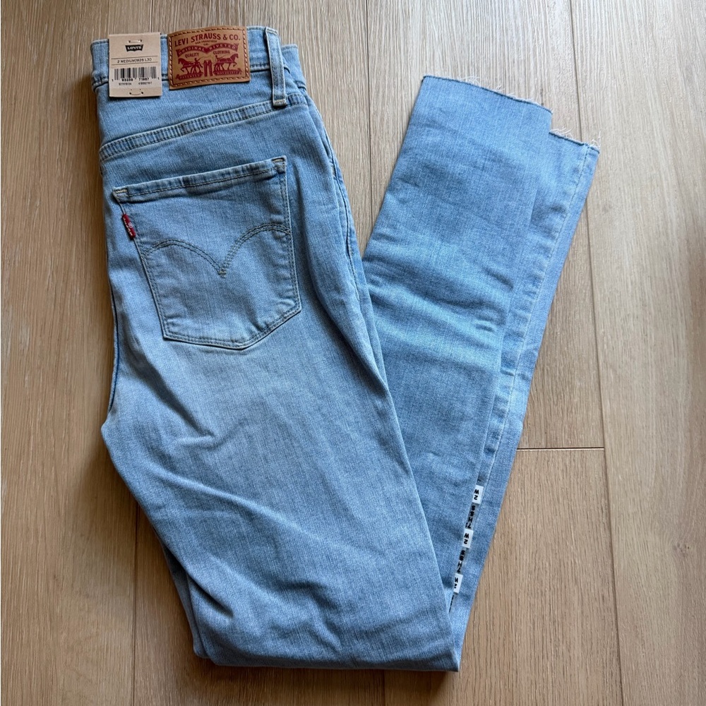 NWT Levi’s Skinny Jeans